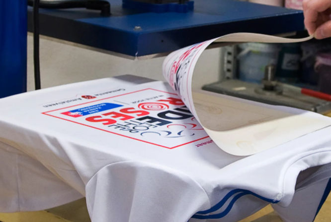 Shirt bedrukken? Zo maak je er iets van dat mensen graag dragen